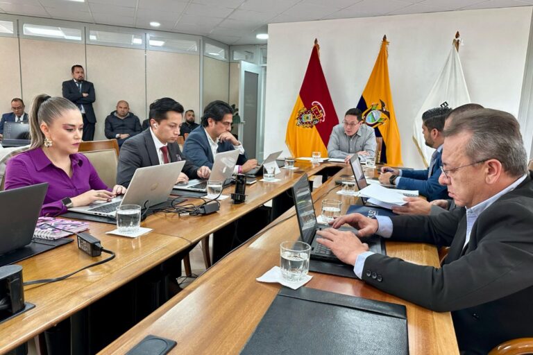 Gobierno desplaza a Azuay de Elecaustro y enciende otro conflicto