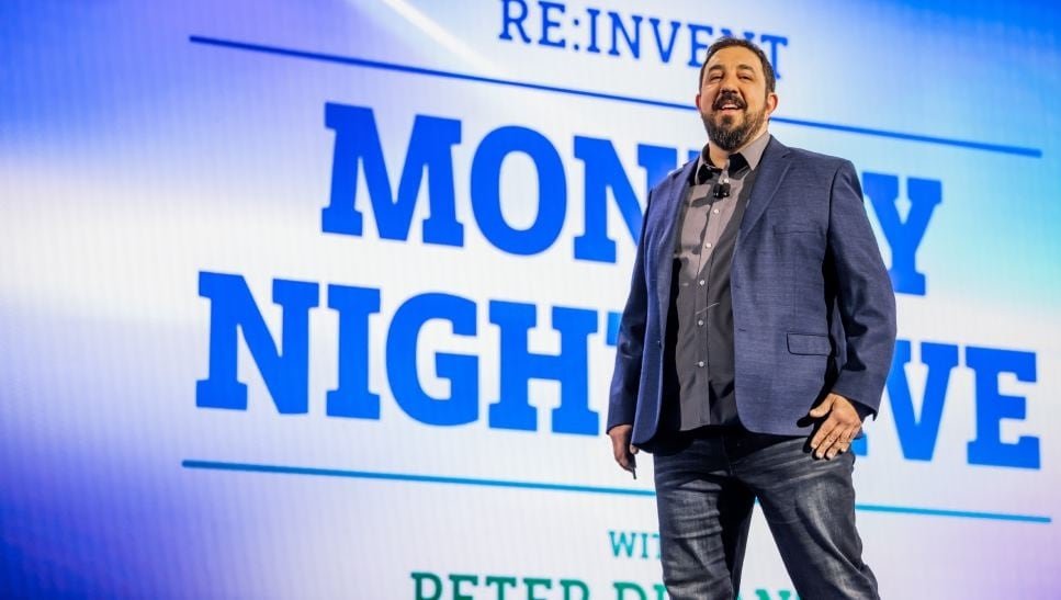 Peter DeSantis es uno de los ejecutivos más veteranos y experimentados de Amazon.   
AWS
