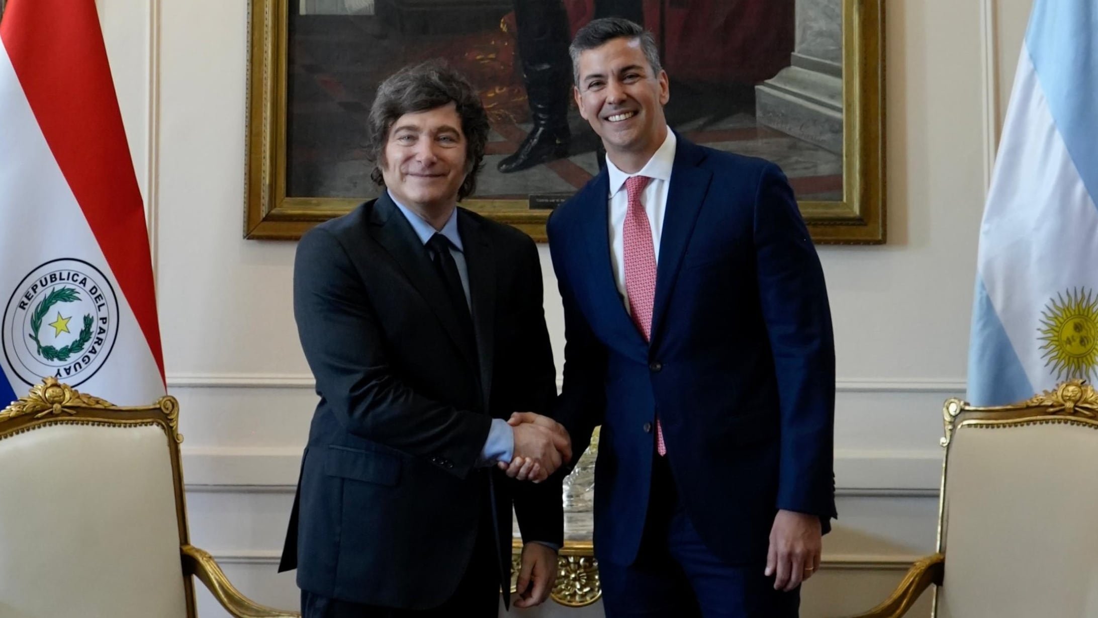 Javier Milei y Santiago Peña durante un encuentro oficial en Asunción, (Paraguay)