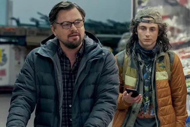 Leonardo Dicaprio le aconsejó a Timothée Chalamet alejarse de las drogas y las cintas de superhéroes mientras trabajaban en