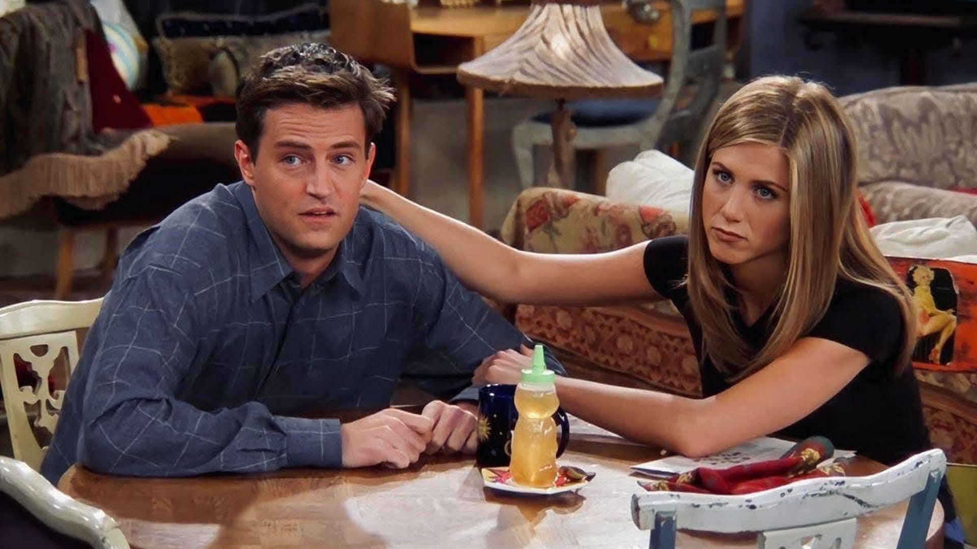 Matthew Perry no tenía dinero antes de ser aceptado en