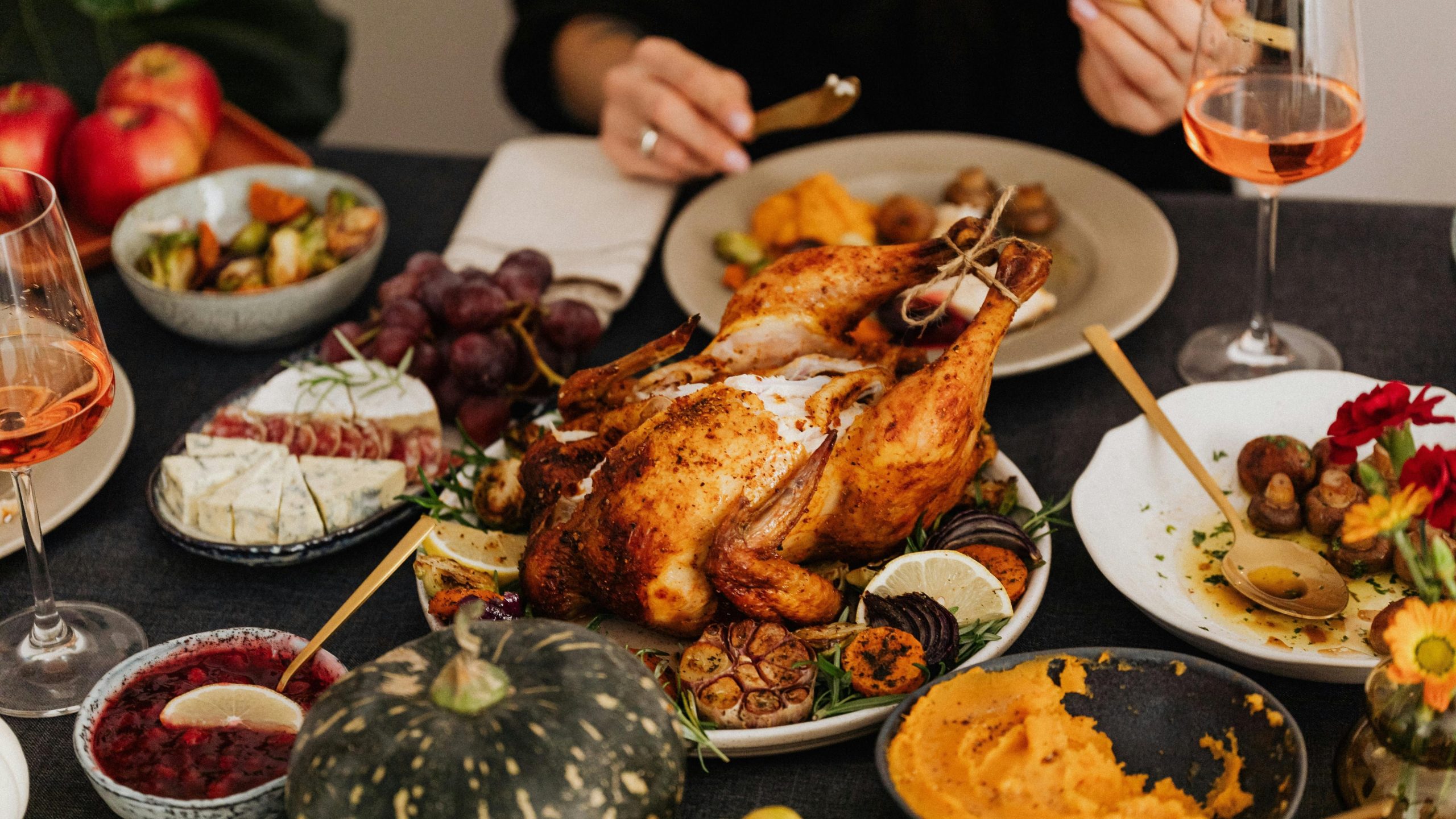 ¿A partir de qué hora no se debería cenar? (Pexels)