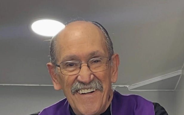 El programa 'Entre bambalinas' rinde homenaje a Juan José Zerboni, quien fue locutor y colaborador durante ocho años (RS)