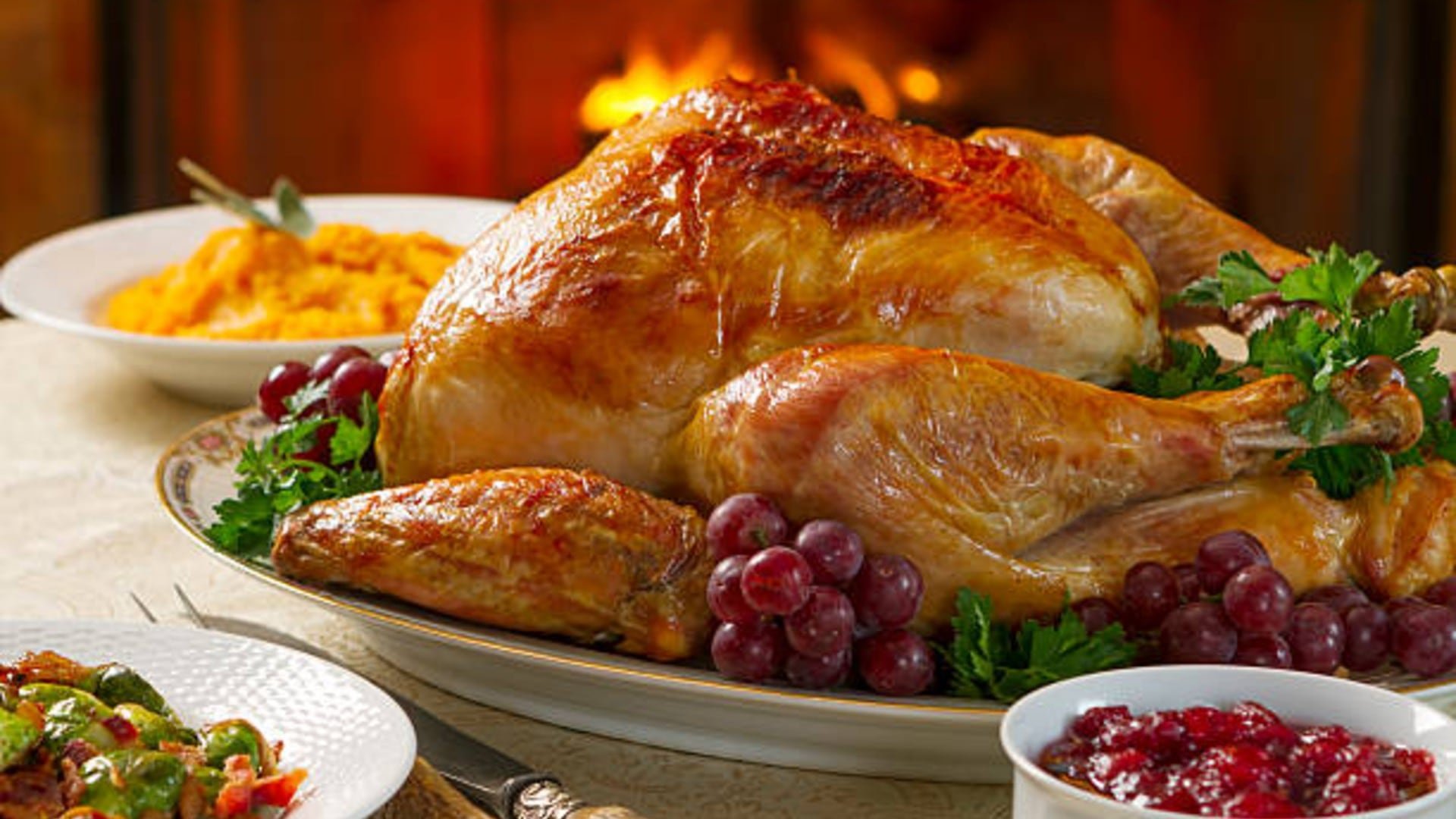 La cena navideña en México es una tradición de las familias. Foto iStock