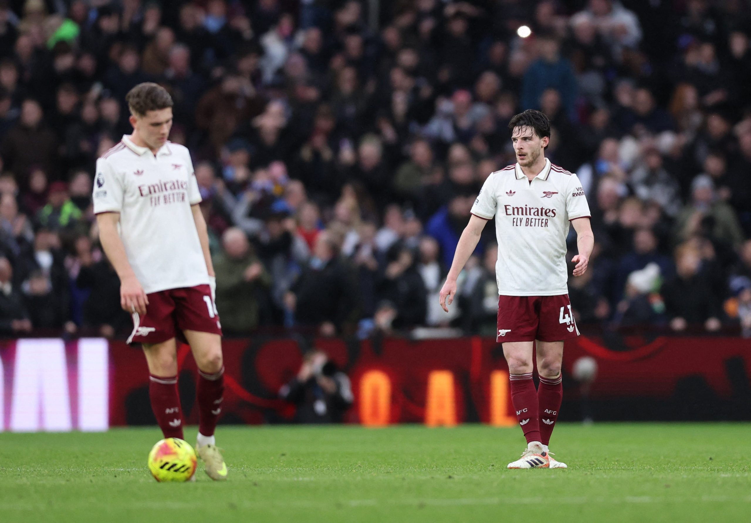 Arsenal quiere seguir como único líder en Champions (Reuters)