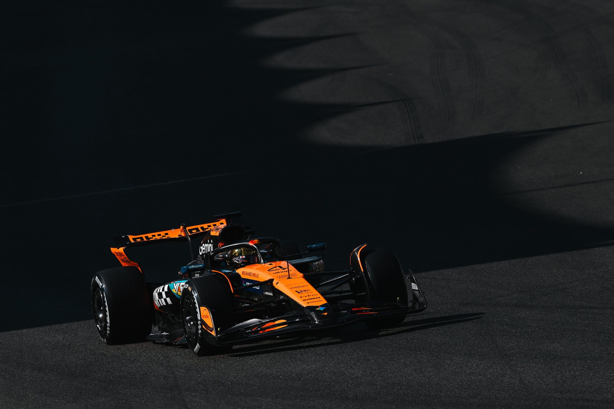 Lando Norris estrenó su título mundial en los ensayos de este martes (@McLarenF1)