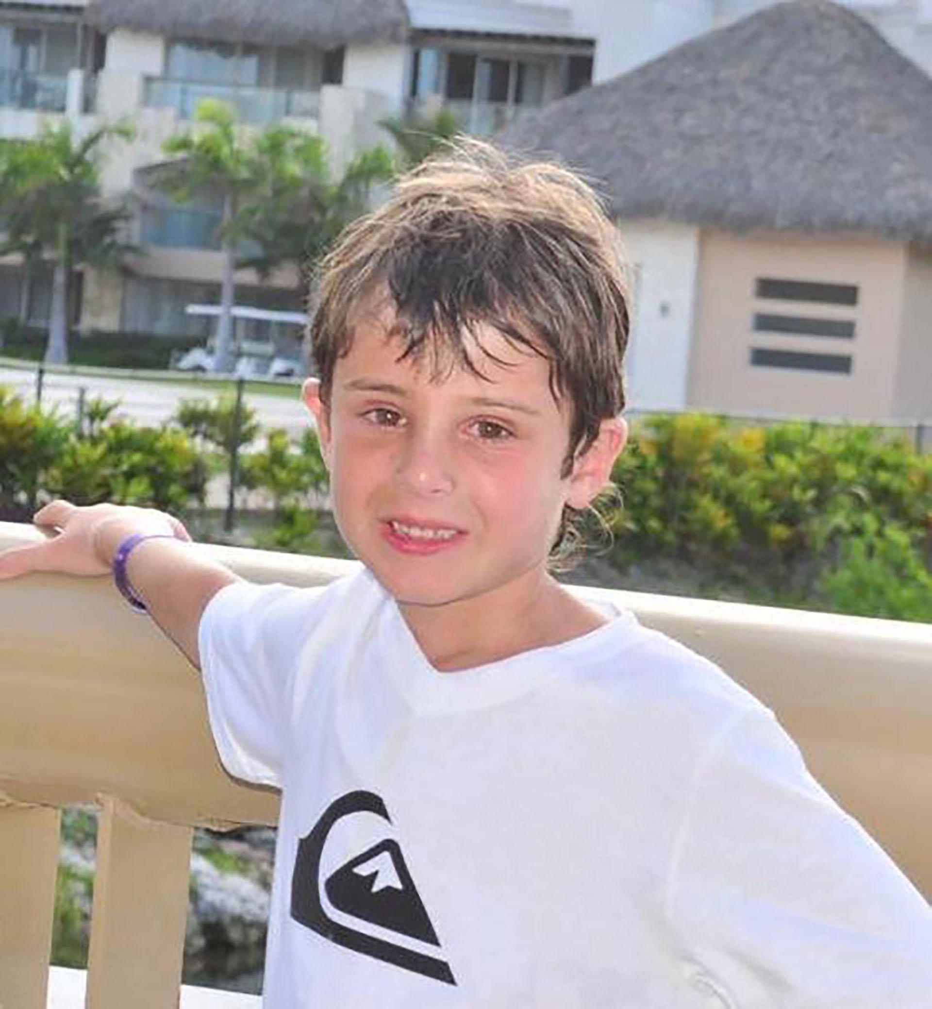 La historia de Nico, diagnosticado con meduloblastoma infantil, visibiliza el impacto del cáncer cerebral en niños y sus familias