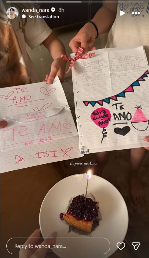 Las hijas de la empresaria le prepararon cartas llenas de cariño por su cumpleaños