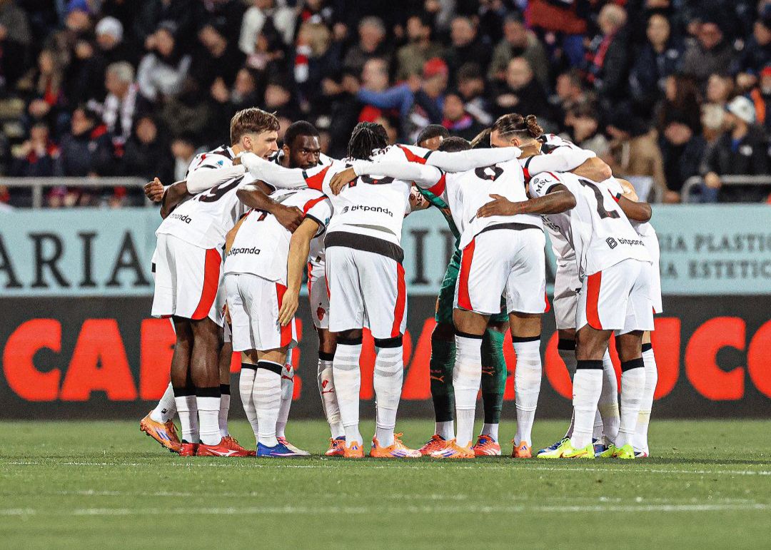 CON PERVIS TITULAR: AC Milan venció por (0-1) al Cagliari, en el calcio  italiano - KCH FM, image size:1080x771