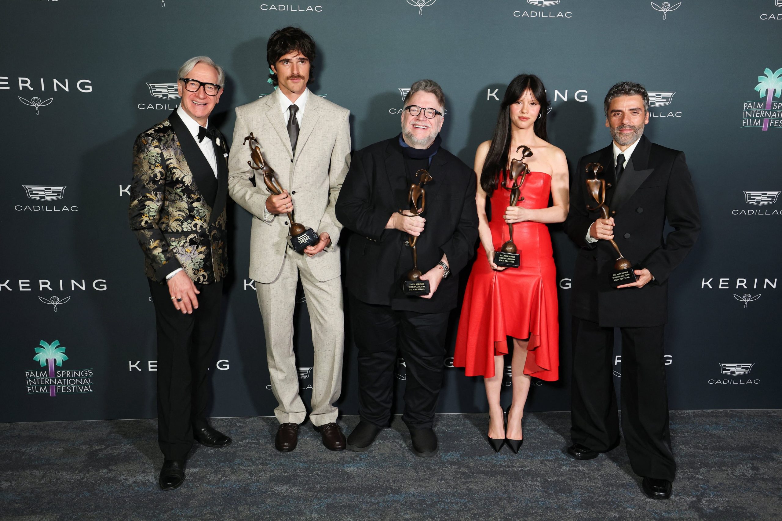 La actualización de 'Frankenstein', protagonizada por Jacob Elordi, Oscar Isaac y Mia Goth, refuerza la relevancia de Del Toro en la temporada de premios (REUTERS/Mario Anzuoni)