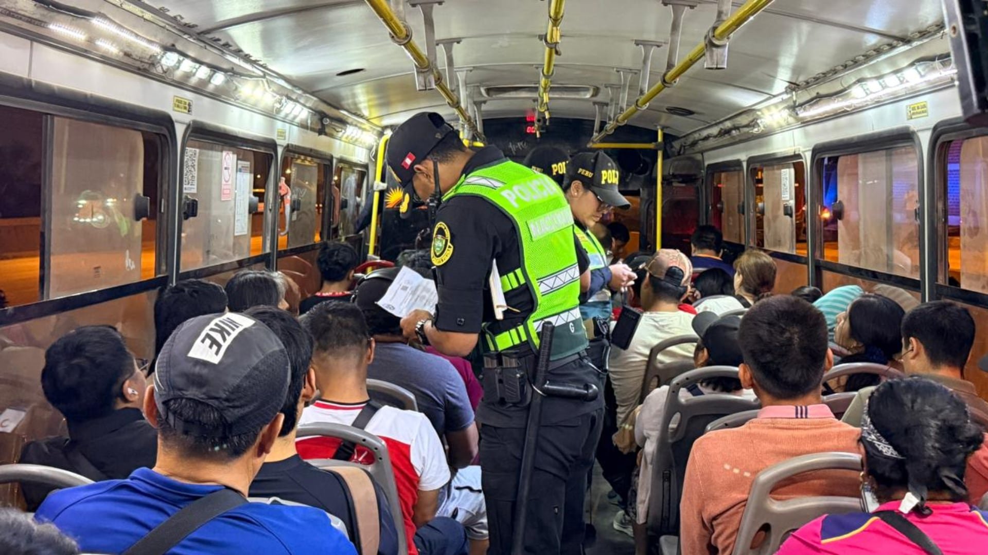 Gremios del sector anuncian que la paralización será únicamente por un día, descartando rumores sobre una extensión en la duración del paro. (Andina)