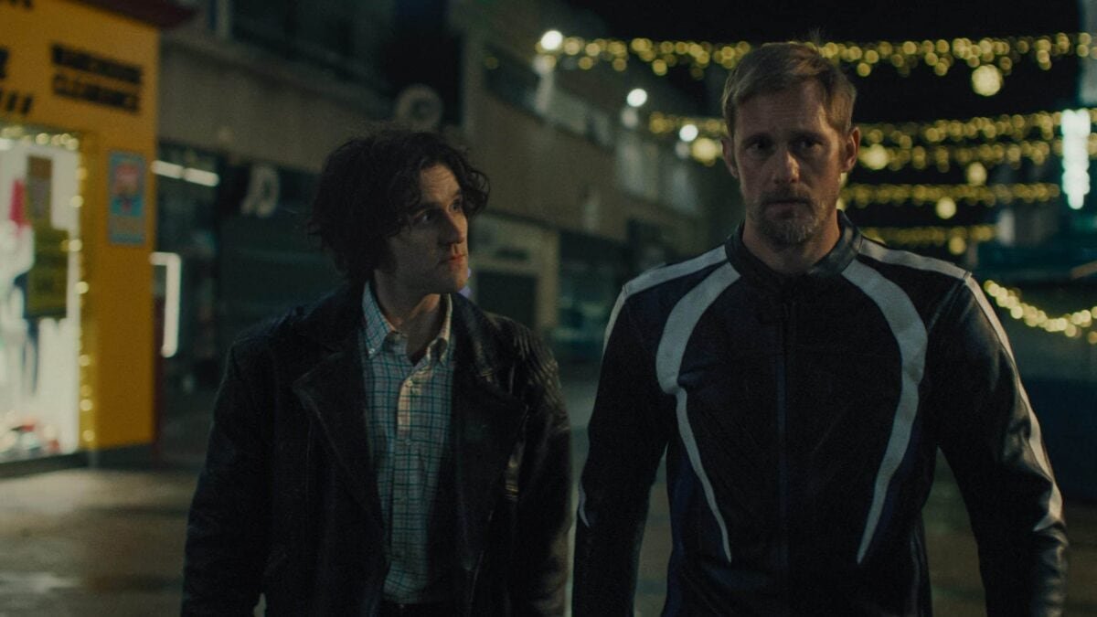 La película explora una relación dominante-sumisa entre los personajes de Colin y Ray, desafiando convenciones y estereotipos del cine sobre vínculos poco convencionales (A24)