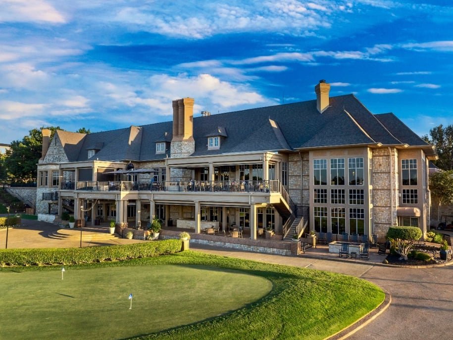 así luce el centro del club (IG: @stonebriar)