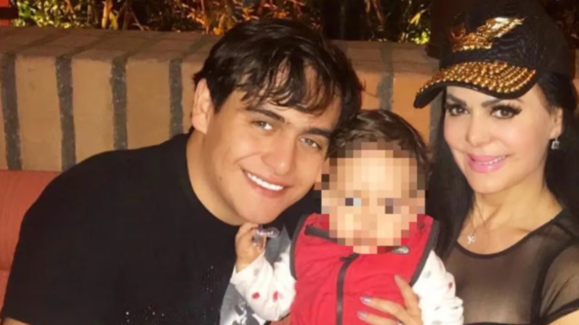 El cantante tuvo un hijo con Imelda Tuñón. (IG: @julian_f.f)