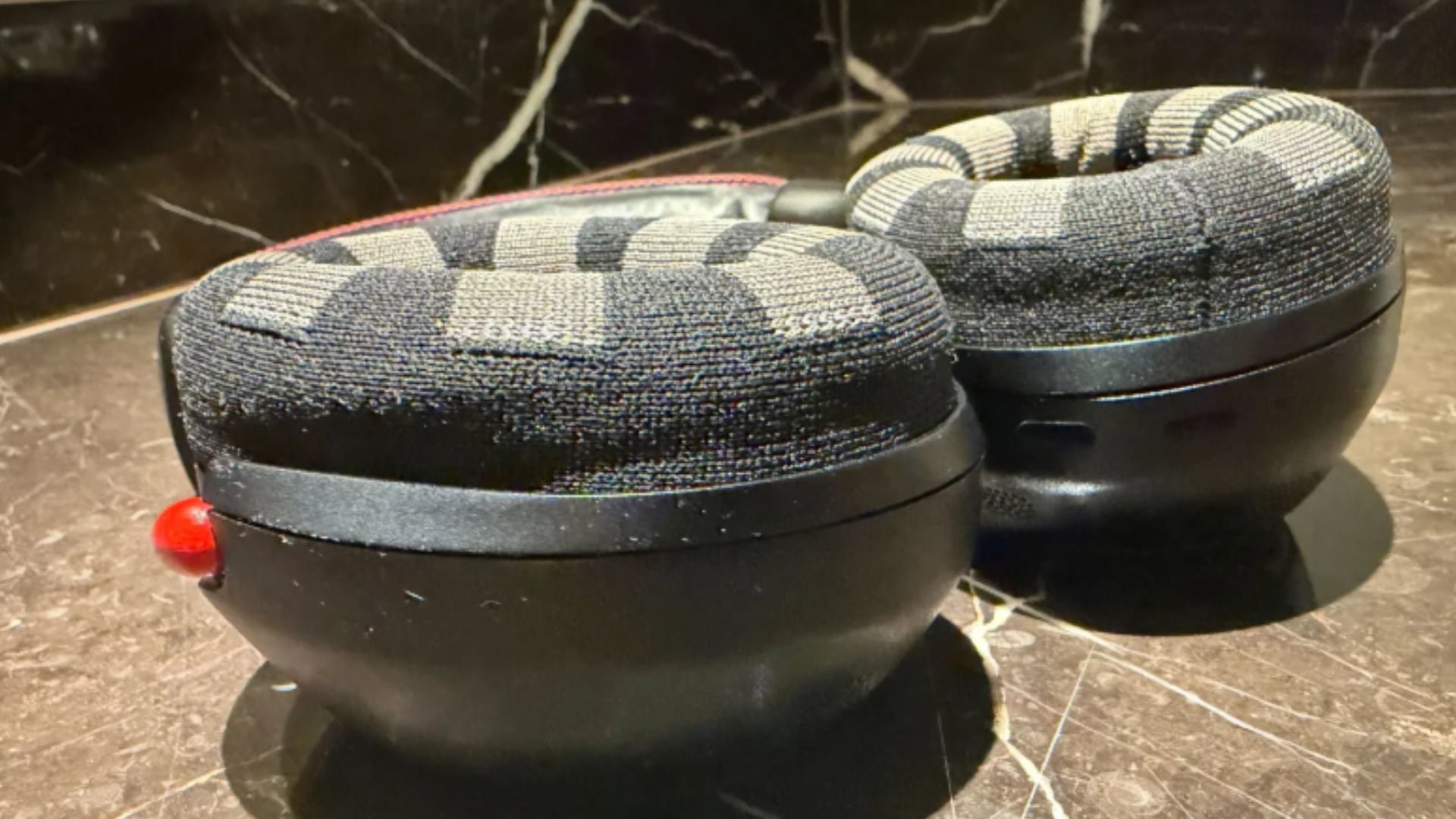 El dispositivo busca ayudar a los gamers a ajustar rutinas según su nivel de enfoque y carga mental. (Neurable)