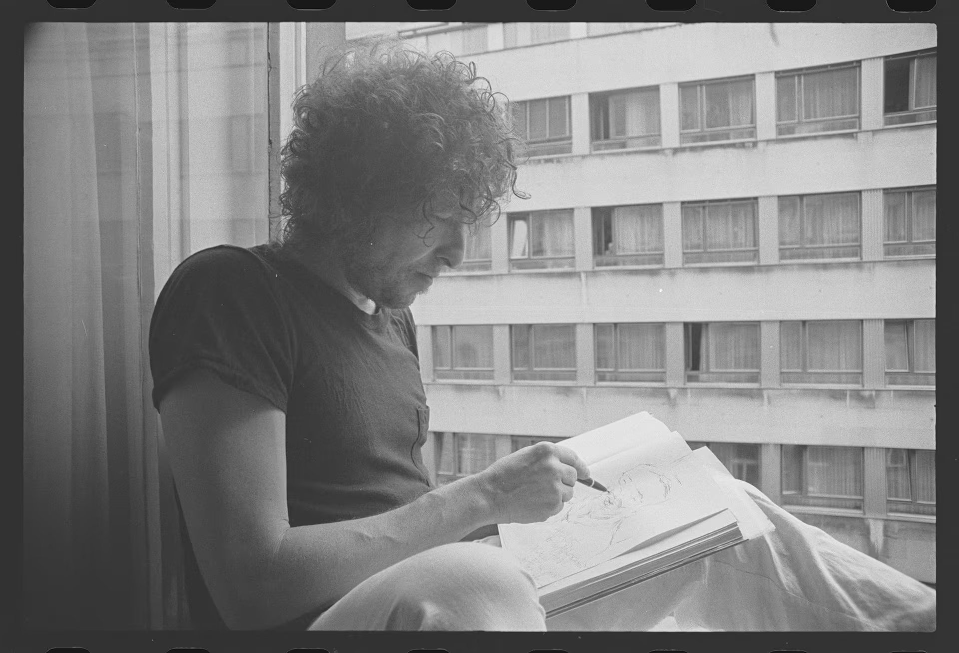 El músico estadounidense analiza el contraste entre la pasión de la juventud y la sabiduría que aporta el paso del tiempo.