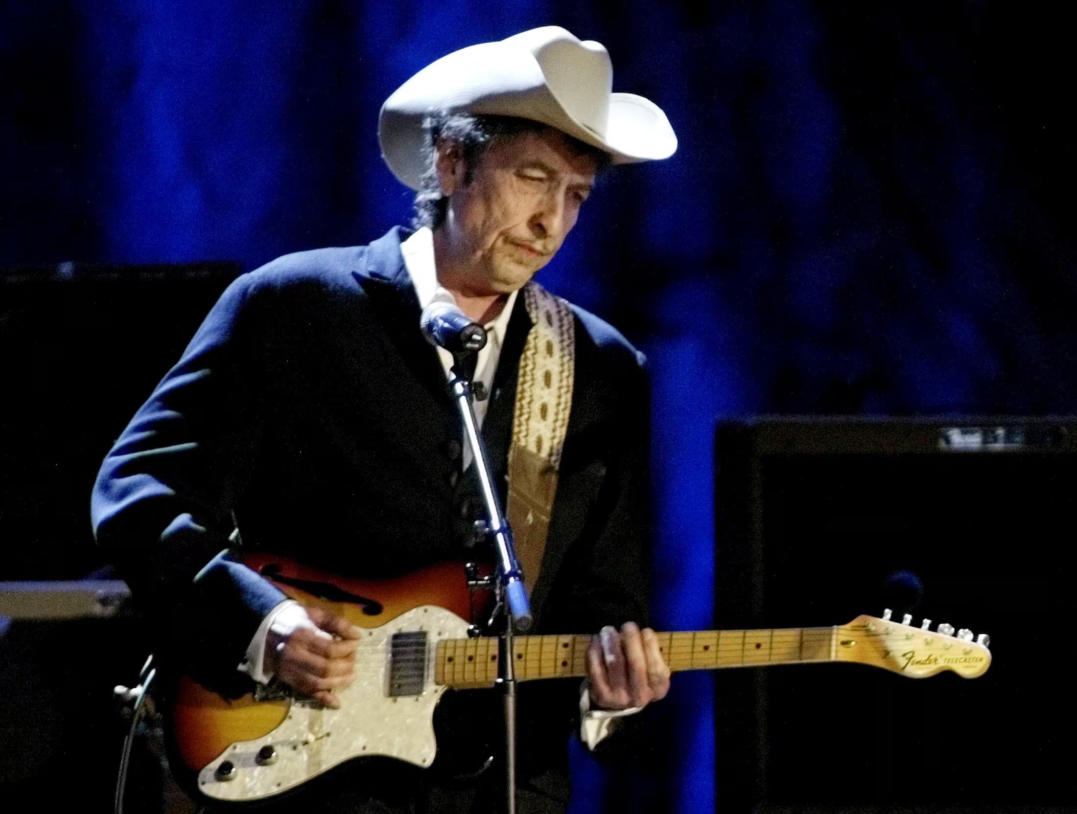 Bob Dylan considera que la vida está marcada por altibajos y que el tiempo debe convertirse en el principal compañero del ser humano.