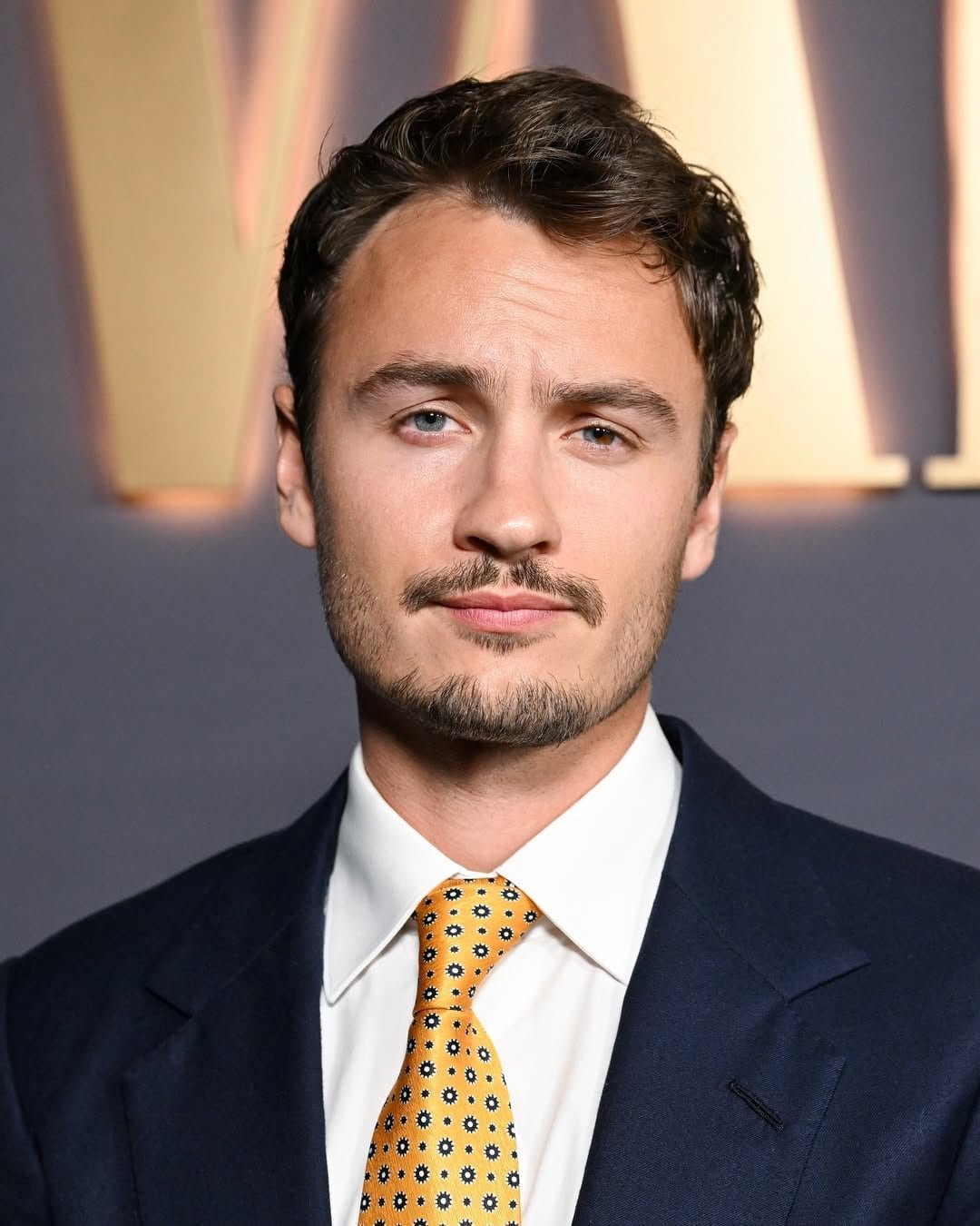 Hijo de Pamela Anderson y Tommy Lee, construyó un camino propio en la industria del entretenimiento