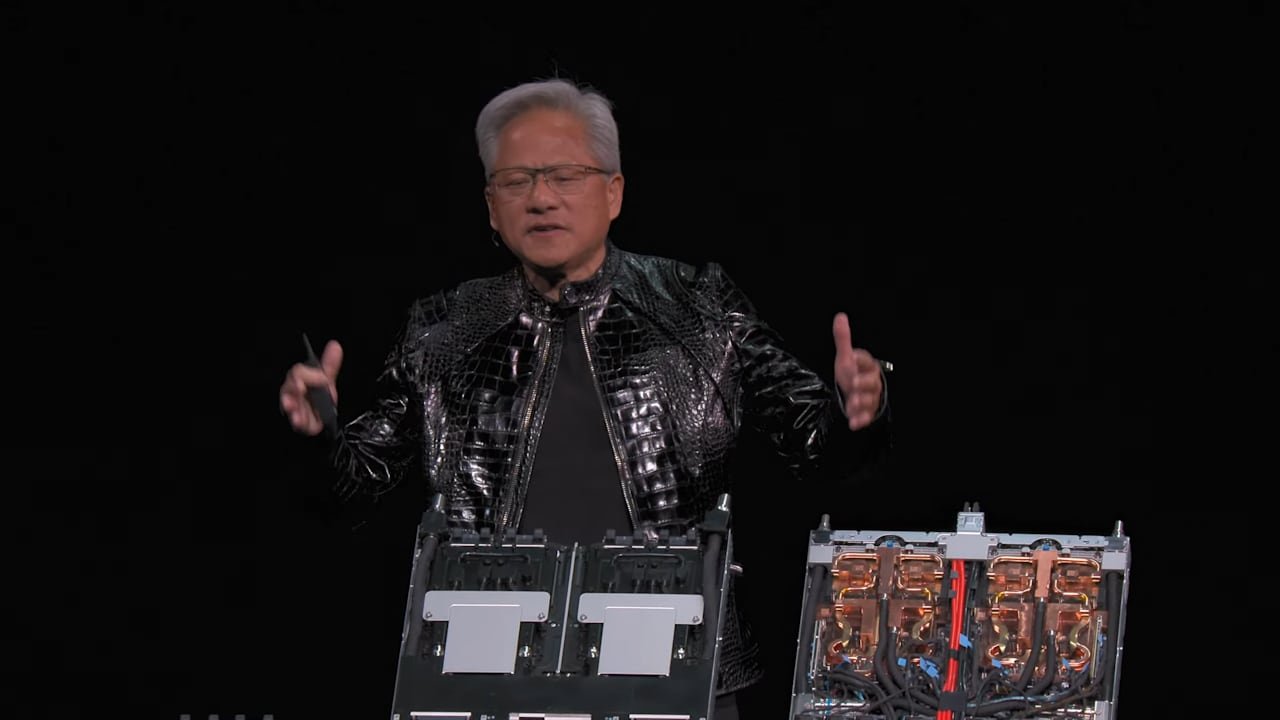 Huang subrayó la importancia de que los sistemas de IA aprendan el sentido común del mundo físico. 
(Captura YouTube Nvidia)