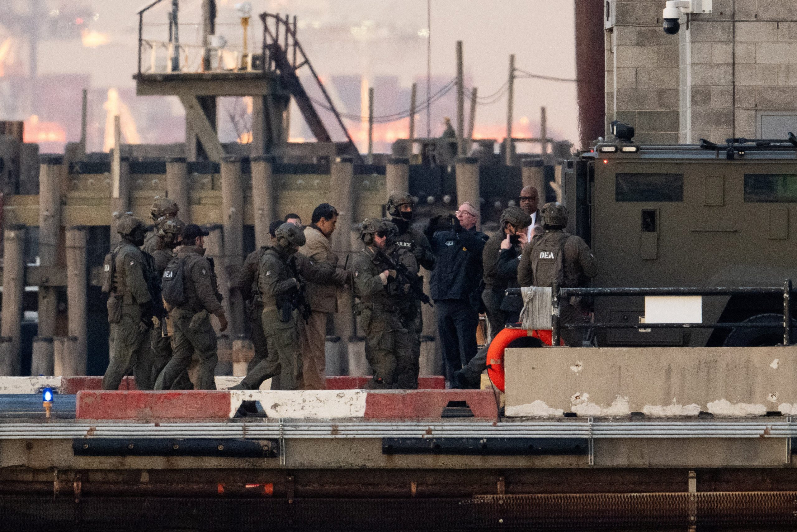 Maduro se burló del Gobierno Trump en varias ocasiones haciendo bailes, y retándolos a que fueran a capturarlo, y así ocurrió - crédito Adam Gray/Reuters