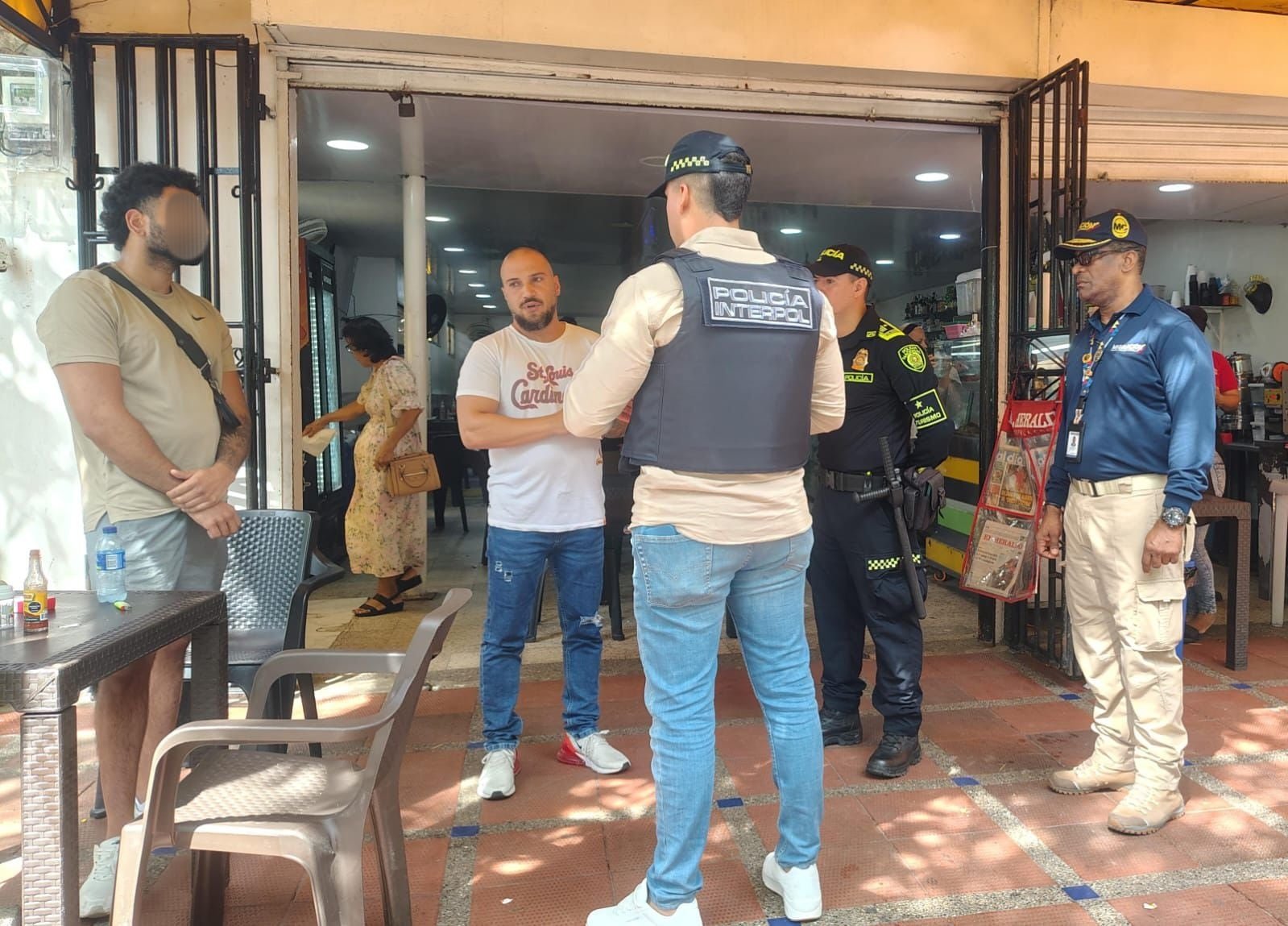 Las autoridades de Alemania emitieron una circular roja internacional solicitando la captura del detenido por delitos vinculados al narcotráfico - crédito Migración Colombia