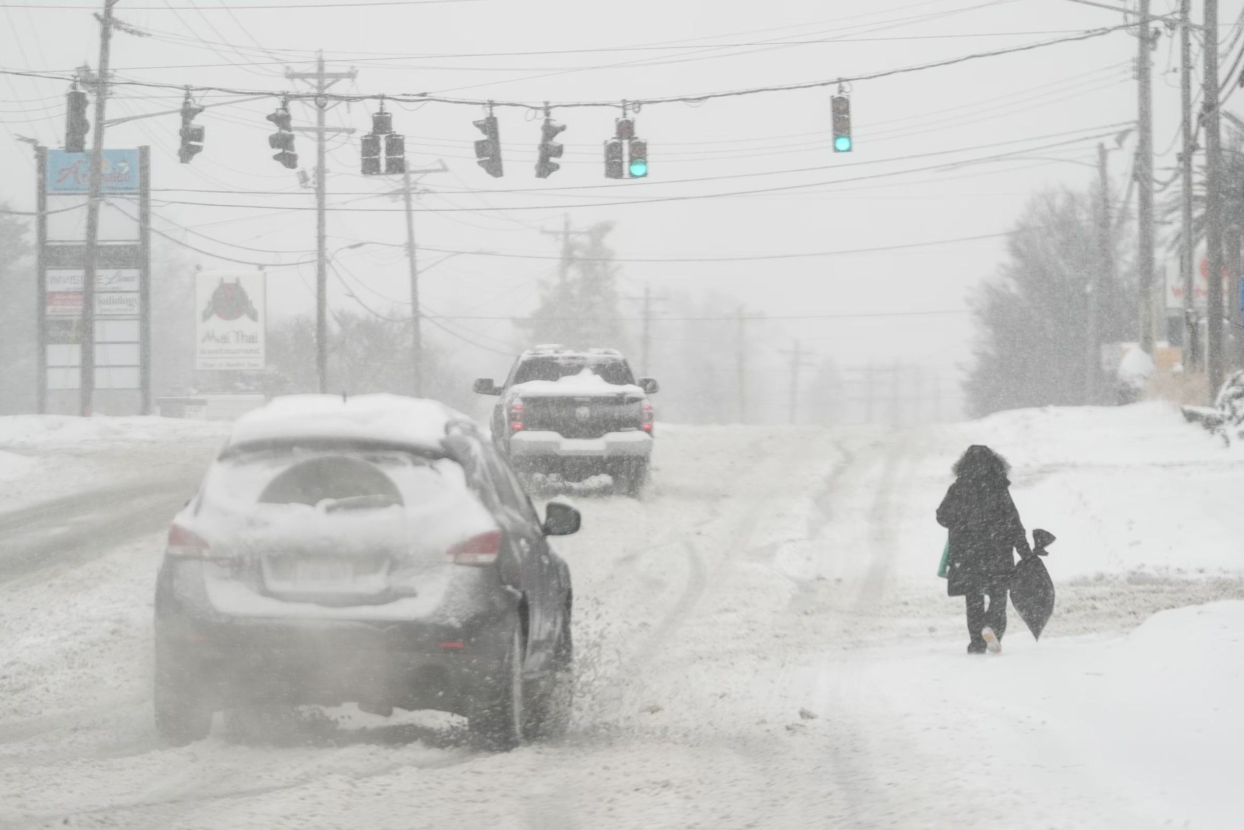 La tormenta invernal extrema afecta a Florence, Kentucky. (AP foto/Carolyn Kaster)