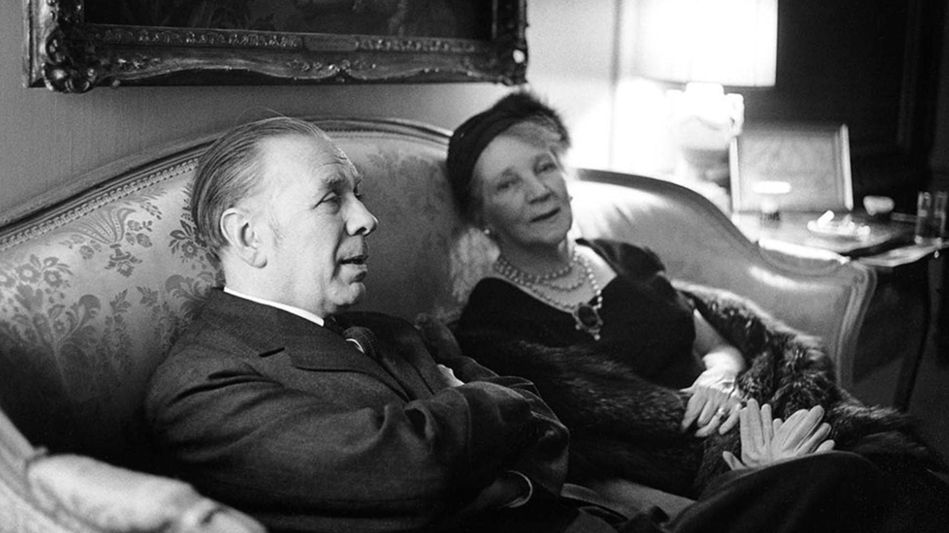 Jorge Luis Borges y su madre, Leonor Acevedo.
