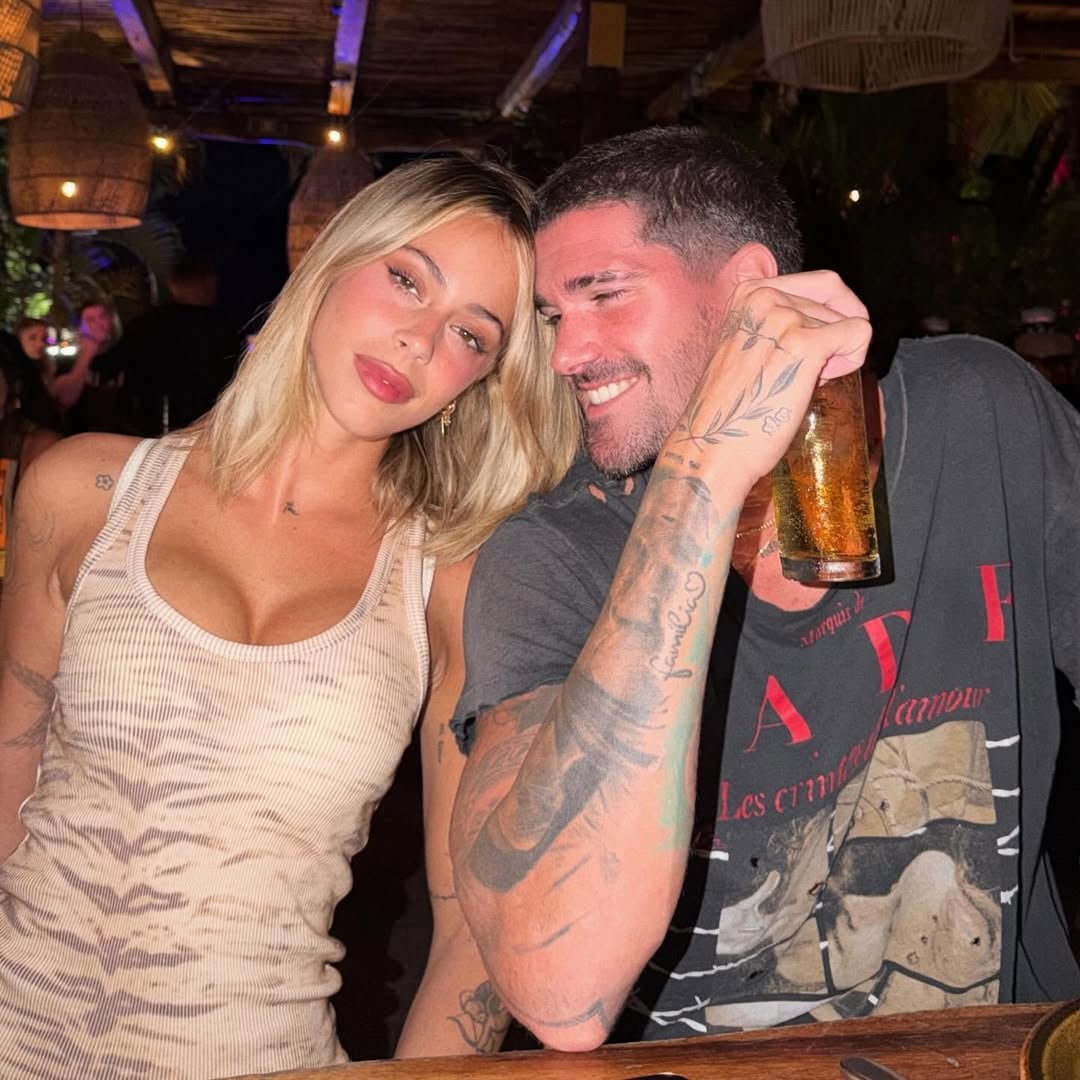 Las publicaciones de la pareja en Instagram, con gestos de cariño y mensajes en clave, provocaron interpretaciones y teorías sobre un supuesto anuncio