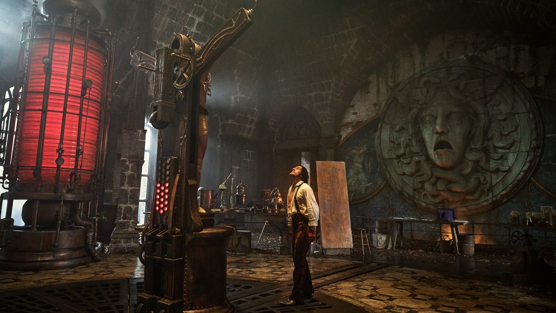 Oscar Isaac como Frankenstein. (Cortesía: Netflix)