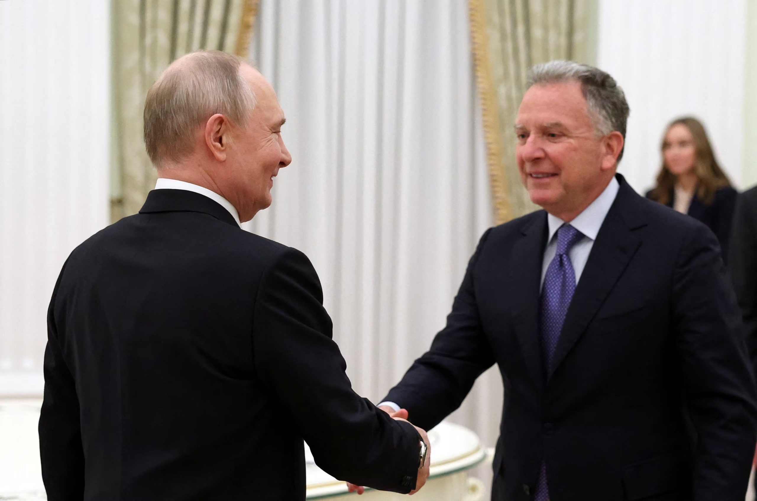 El encuentro tendrá lugar tras la reunión del presidente ruso, Vladimir Putin, con los emisarios de la Casa Blanca Steve Witkoff y Jared Kushner en Moscú, y se centrará en cuestiones de seguridad (REUTERS)