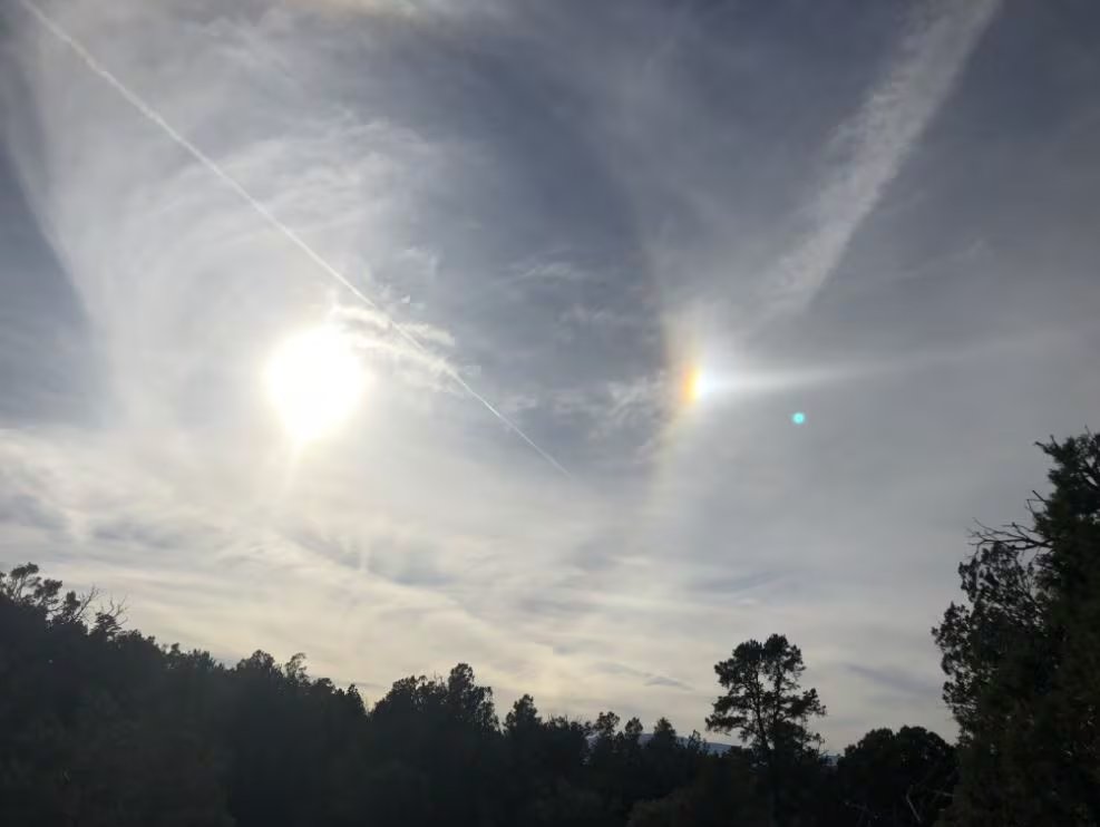 El fenómeno astronómico del 'día sin sombra' ocurre cuando los rayos solares caen en ángulo completamente vertical sobre el suelo peruano. (IGP)