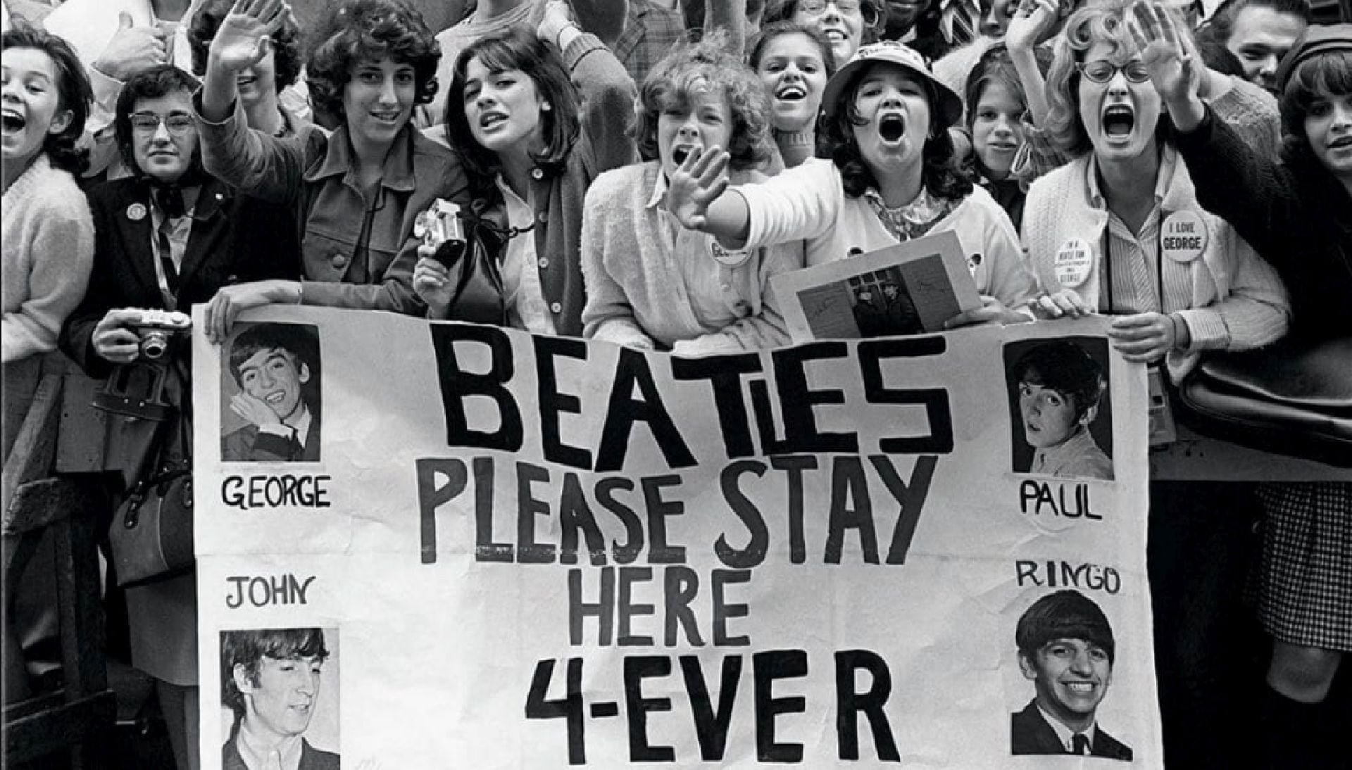 Entre varias fechas posibles, los seguidores eligieron el 16 de enero como homenaje a The Beatles, priorizando el inicio colectivo del fenómeno sobre los hitos de la fama. (The Telegraph)