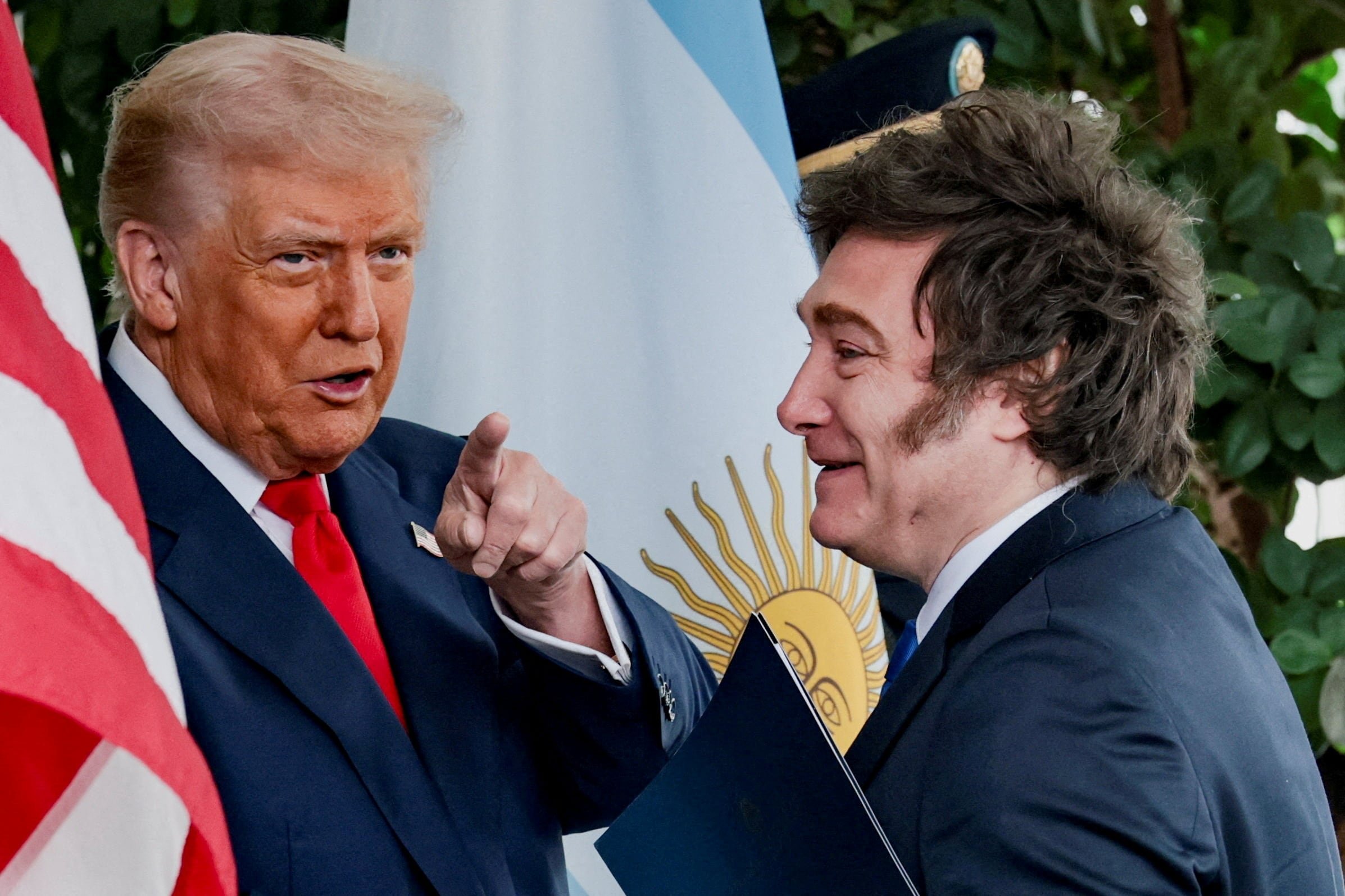 La invitación representa un gesto más de Donald Trump a Javier Milei