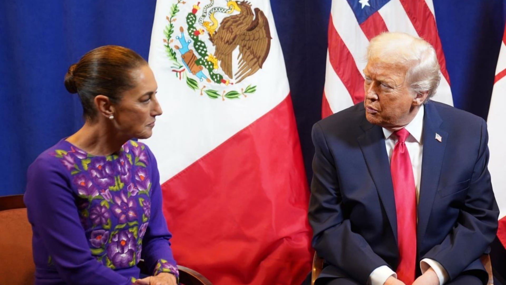 WASHINGTON D.C., ESTADOS UNIDOS, 05DICIEMBRE2025.- Claudia Sheinbaum sostuvo la primera reunión trilateral con Donald Trump al finalizar el sorteo de la Copa Mundial 2026.