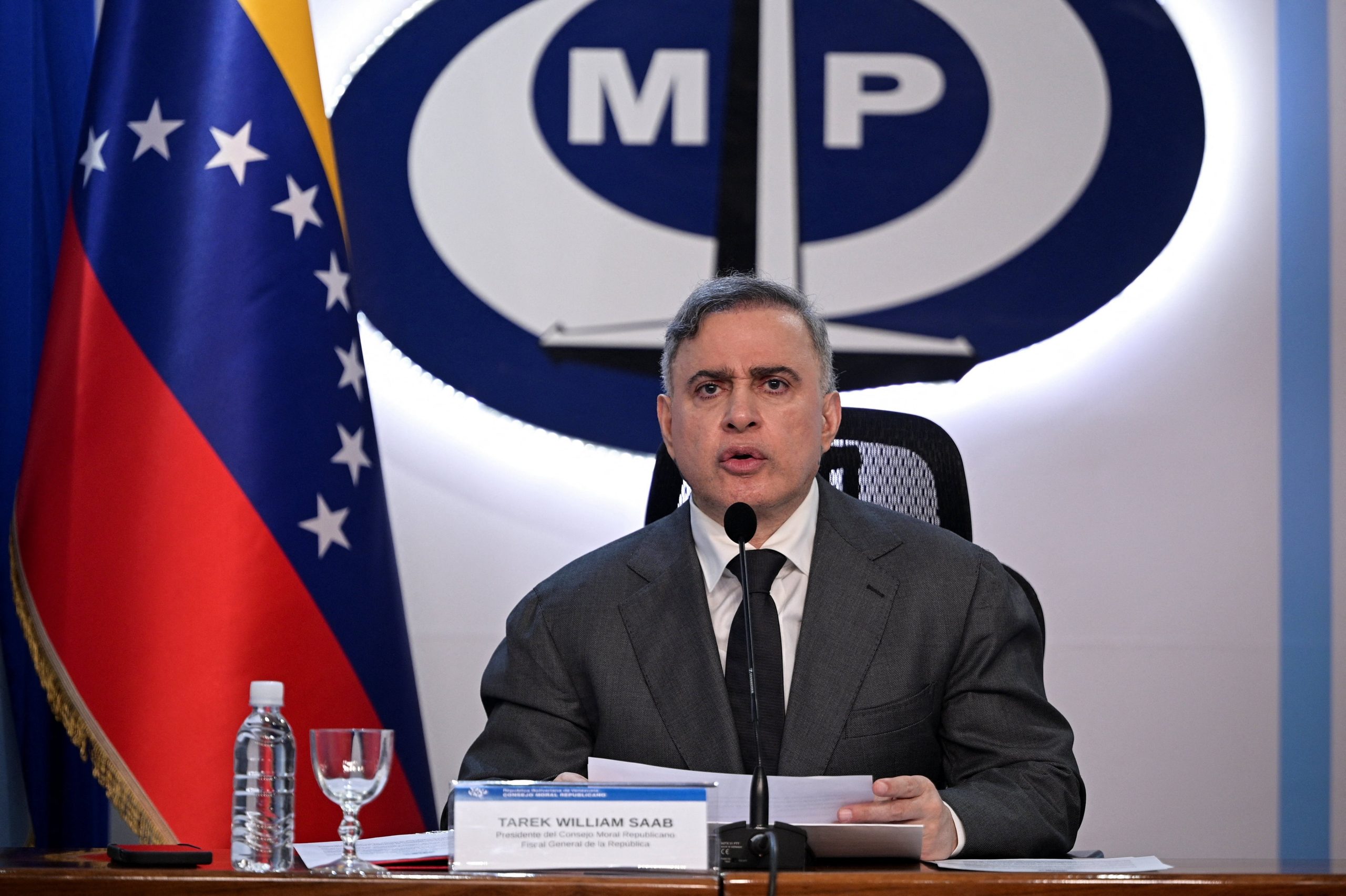 El fiscal general de Venezuela, Tarek William Saab, habla durante una conferencia de prensa en el Ministerio Público (REUTERS/Gaby Oraa)