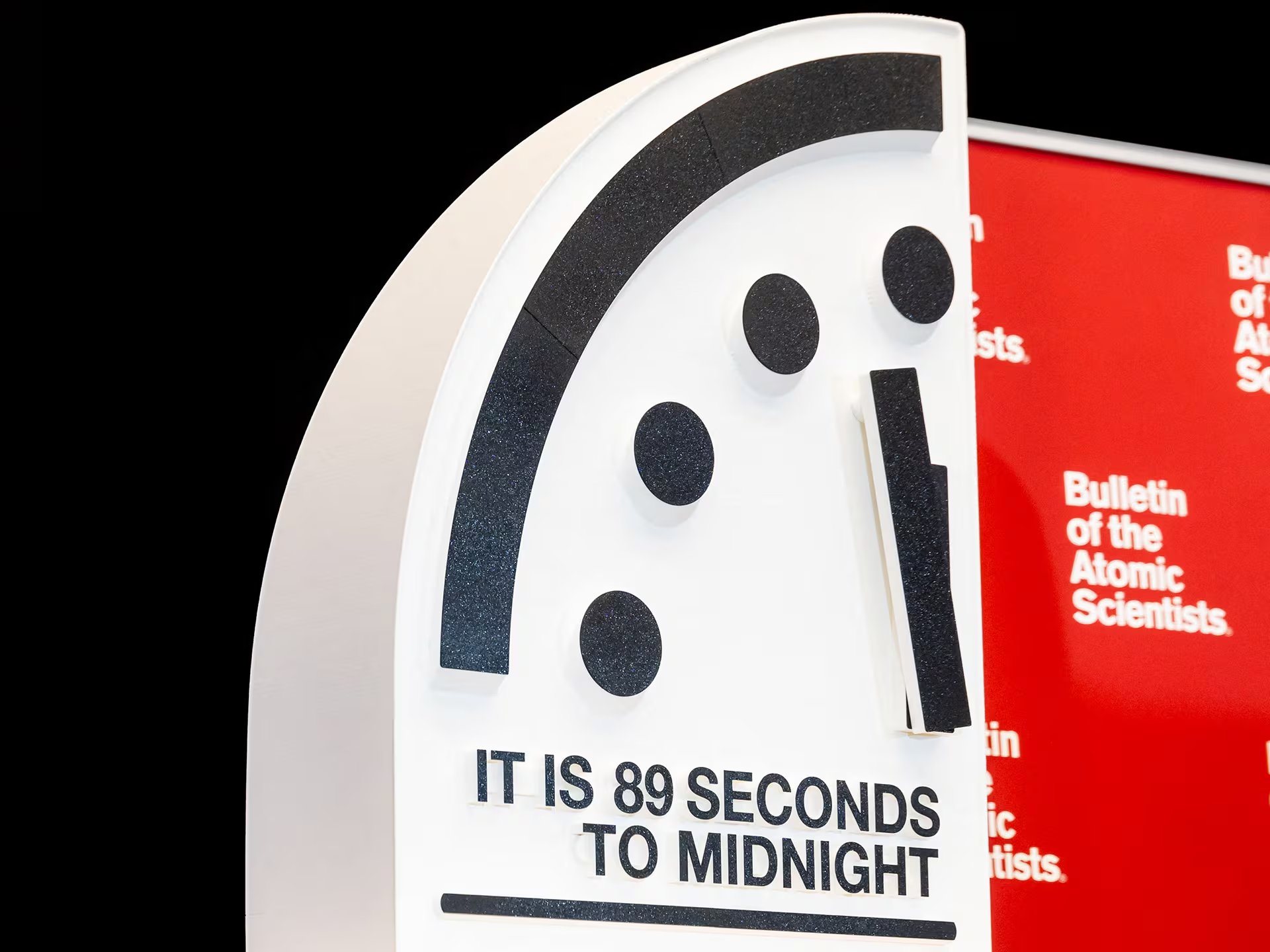 El Boletín de los Científicos Atómicos reveló el nuevo ajuste del reloj en la Universidad de Chicago (AFP)