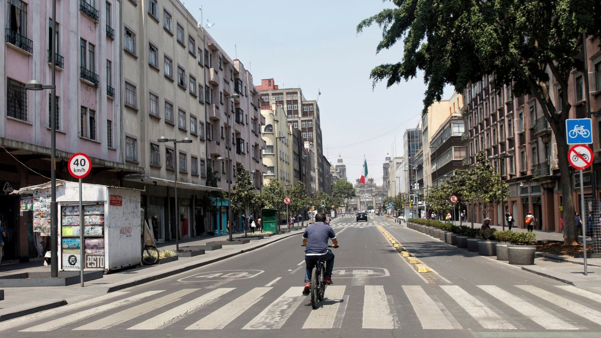 En diferentes alcaldías de la CDMX, Lesli y sus familiares efectuaban cobros de piso. (Cuartoscuro/Andrea Murcia Monsivais)