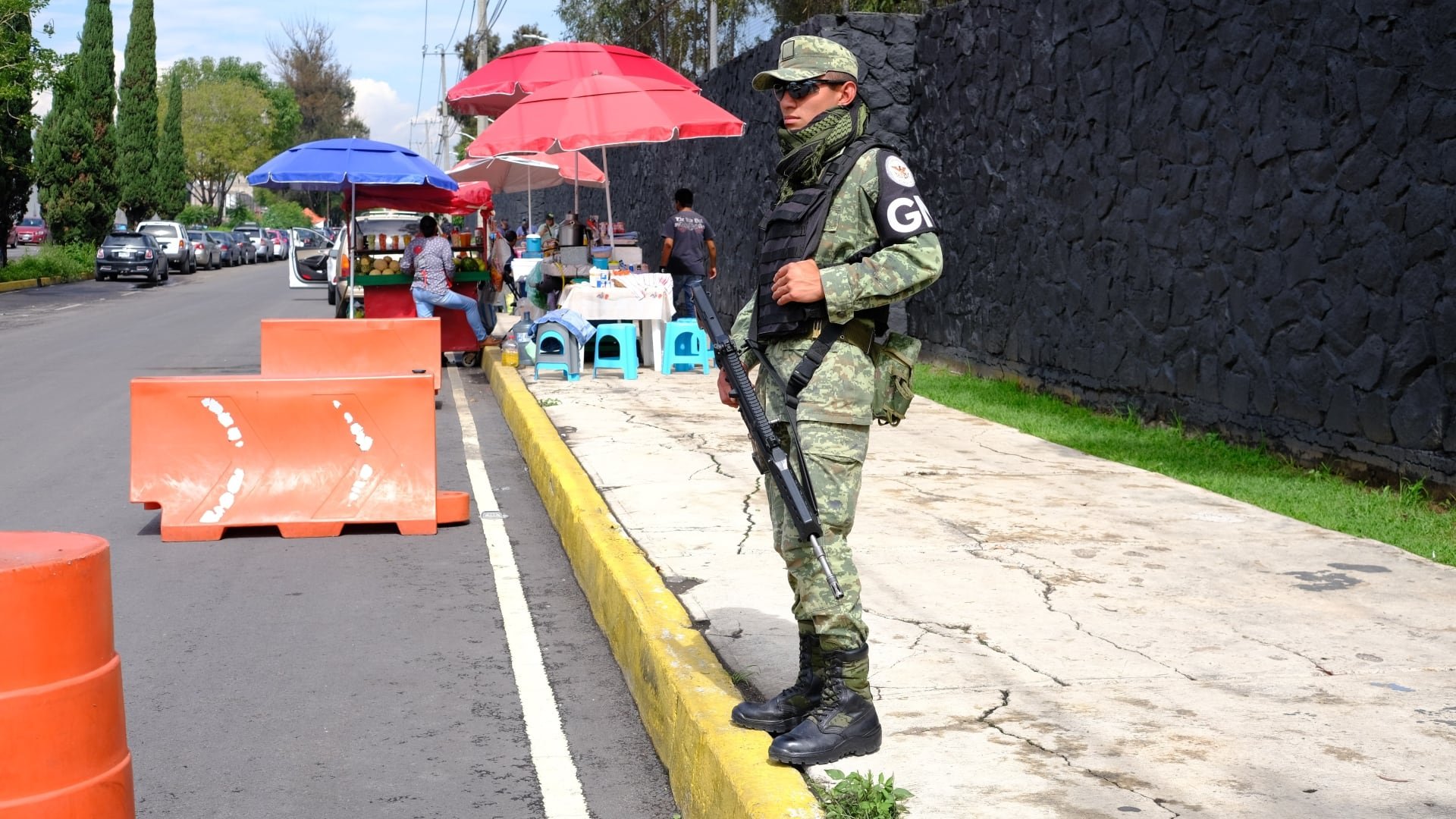 Las autoridades realizareon el cateo de dos inmuebles, donde detuvieron a familiares del enlace de la Unión Tepito con el Tren de Aragua. (GRACIELA LÓPEZ /CUARTOSCURO)