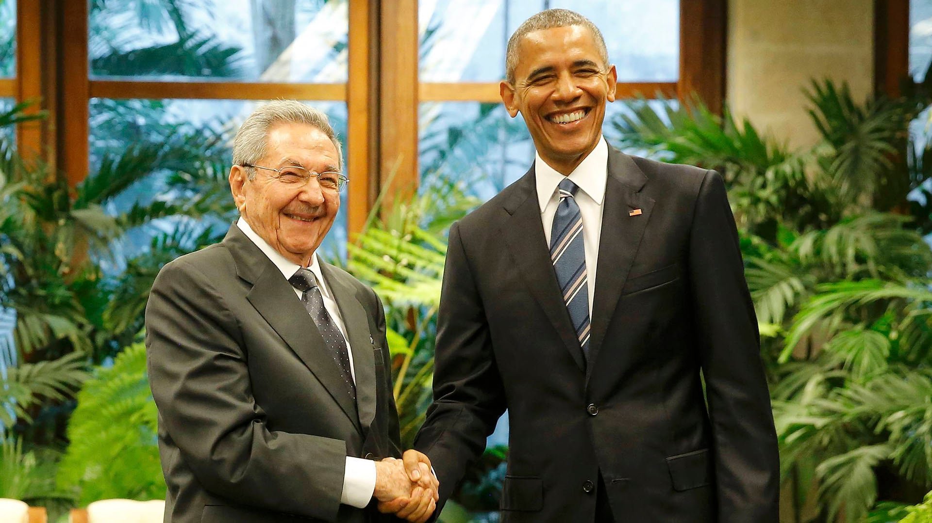 El acercamiento entre Barack Obama y Raúl Castro impulsó el turismo y la apertura en Cuba en 2015 (Reuters)