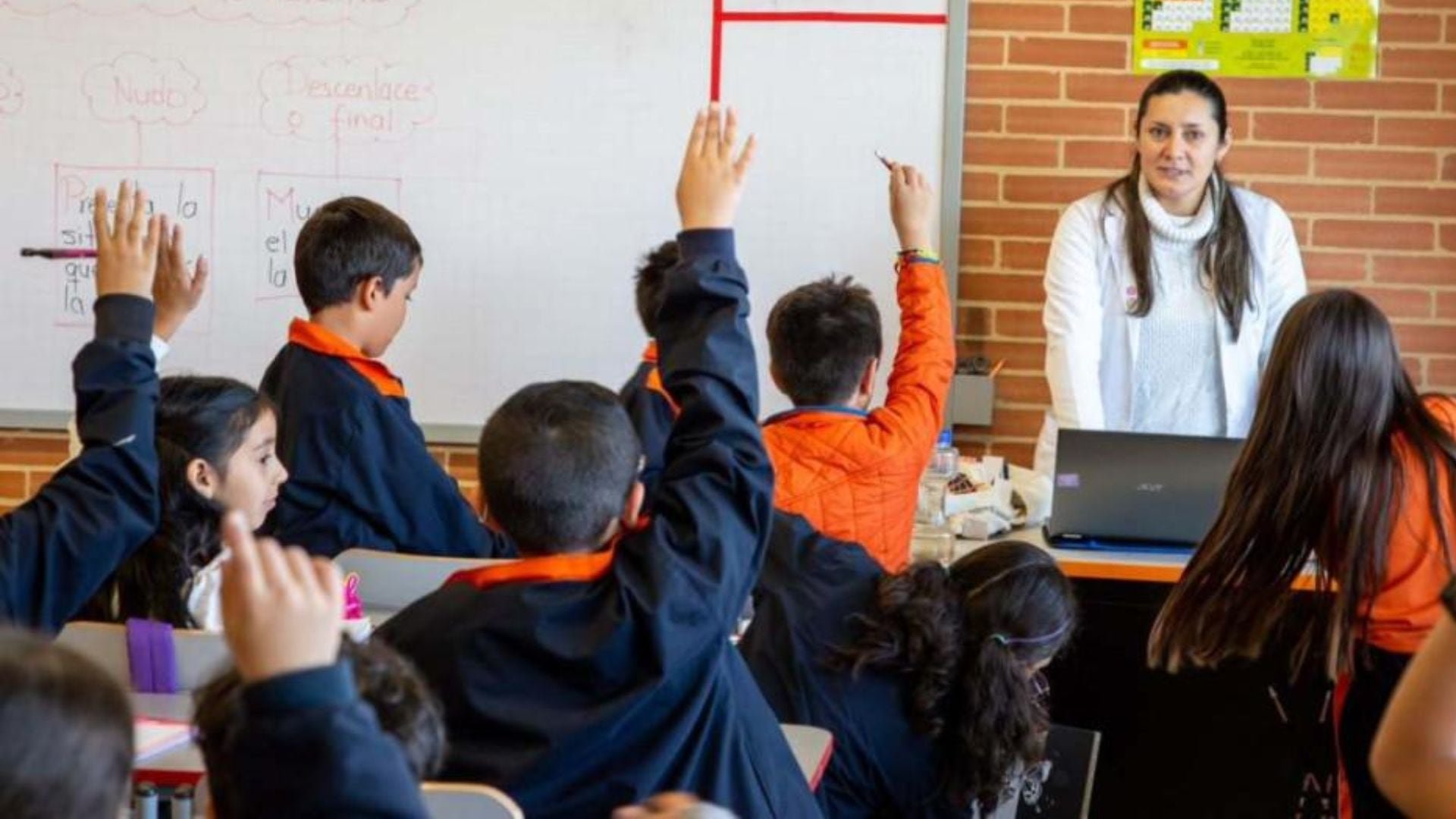 Los niños y adolescentes expuestos a horas insuficientes de descanso muestran mayores problemas de concentración, incremento en trastornos emocionales y dificultades en el desarrollo cerebral, según expertos y estudios internacionales recientes - crédito Alcaldía de Bogotá