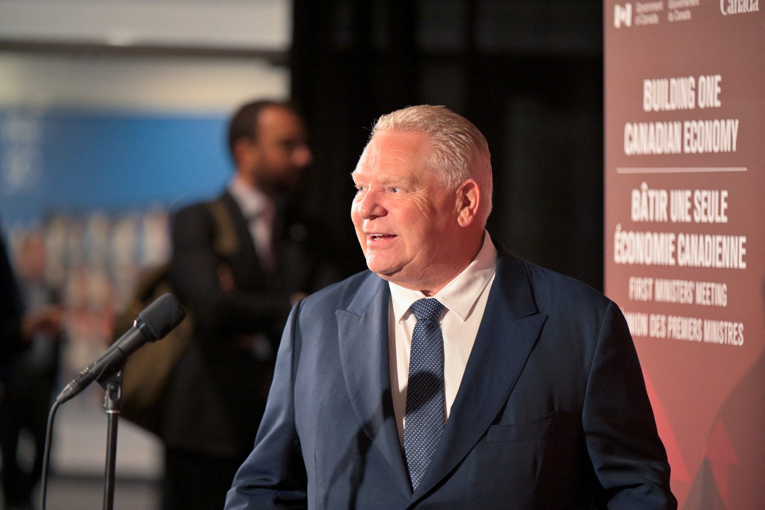 Doug Ford criticó públicamente la apertura a los autos eléctricos chinos en Canadá (Reuters)