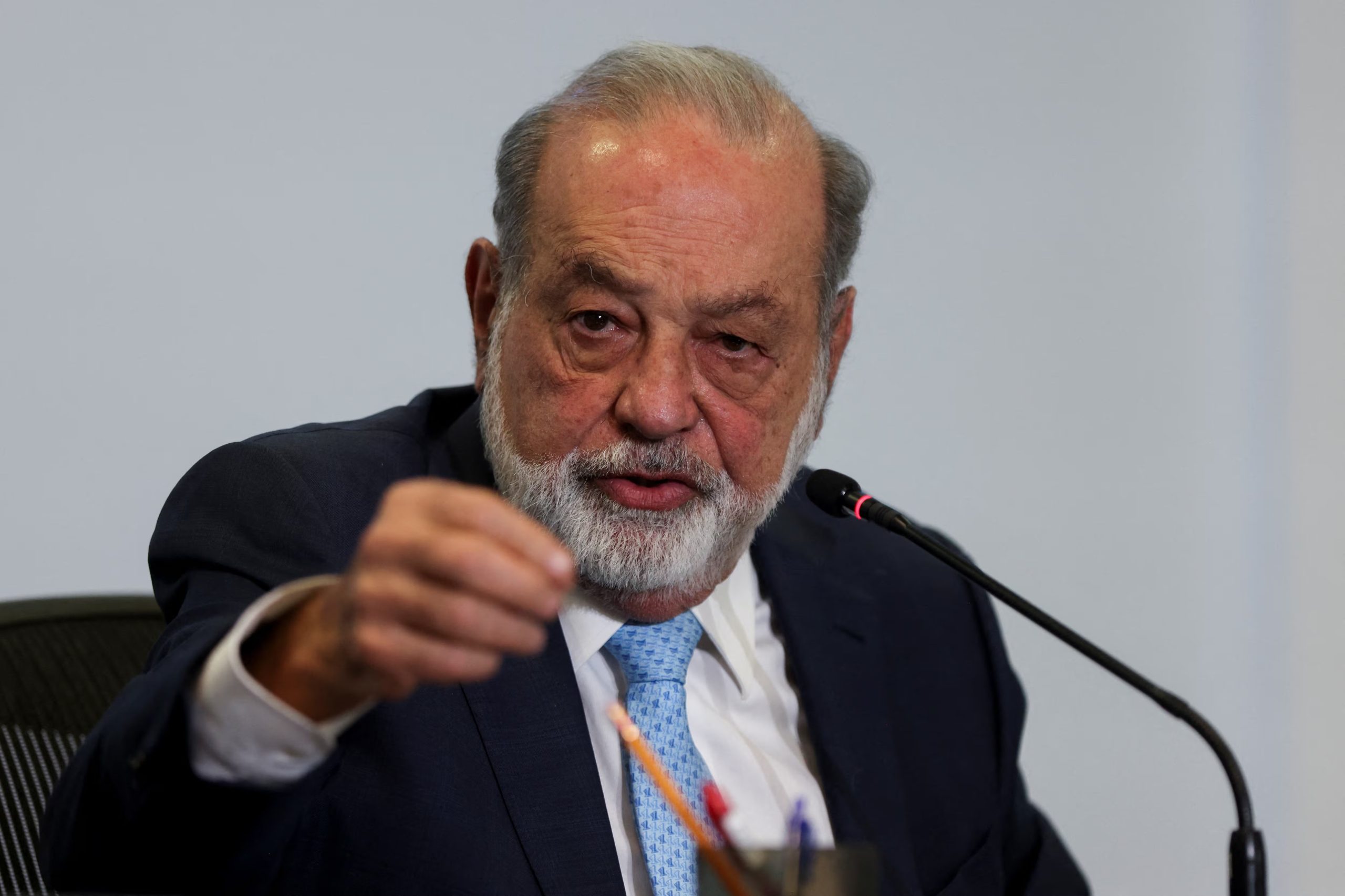 Carlos Slim Helú preside uno de los conglomerados empresariales más grandes de América Latina. REUTERS/Gustavo Graf