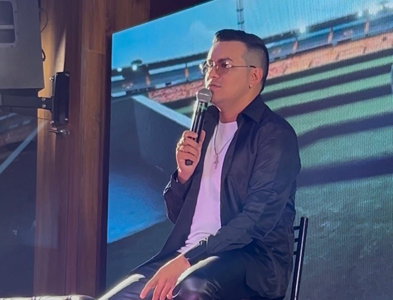 Lo que pasó antes del éxito de Yeison Jiménez: Gloria Castañeda, la mujer que apostó por su talento cuando nadie lo conocía - crédito Natalia Perilla