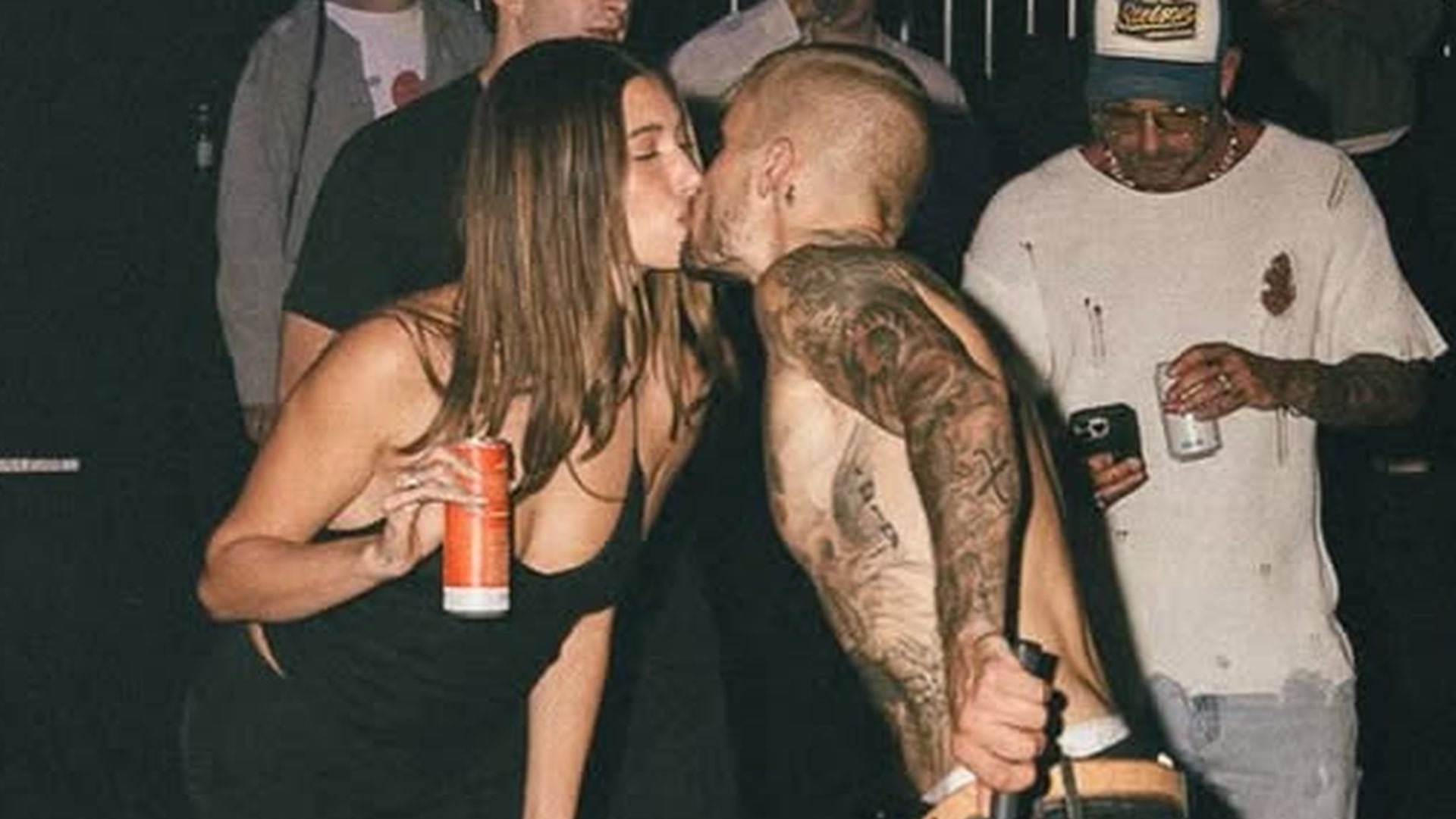 A lo largo de los años, Hailey Bieber ha enfrentado constantes especulaciones y rumores de divorcio que se intensifican en redes sociales (Instagram/@lilbieber)