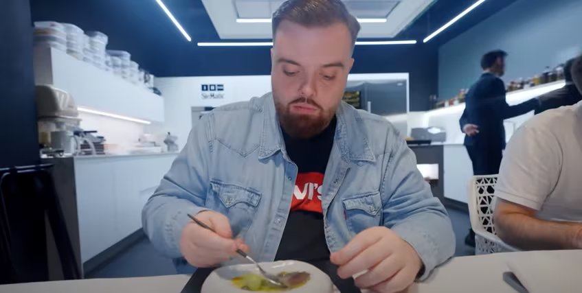 Ibai Llanos recomienda priorizar la salud personal frente a los estándares estéticos al iniciar un plan de bienestar (Youtube)