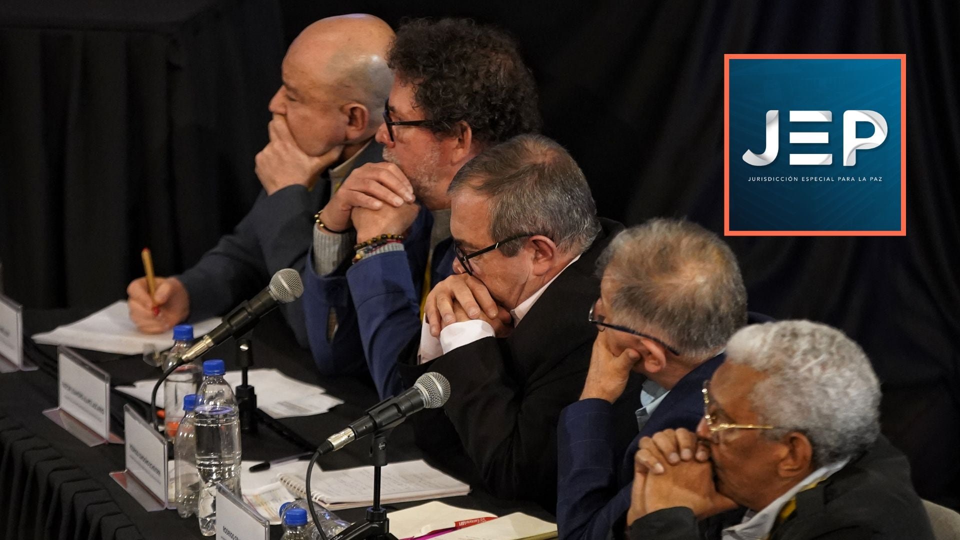 La sentencia de la JEP cobija a los siete exmiembros del antiguo secretariado de las Farc - crédito Colprensa - JEP
