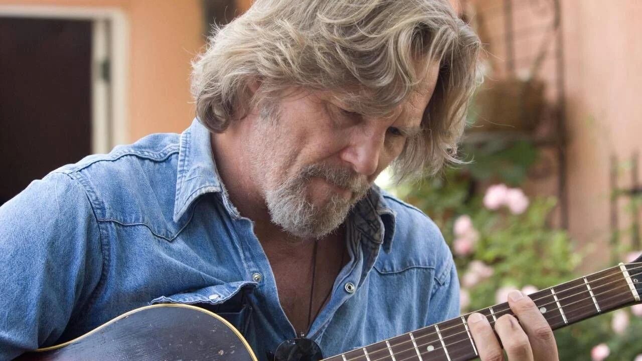 La serie 'The Old Man' marcó el regreso de Jeff Bridges a la televisión, reafirmando la solidez y vigencia de su carrera actoral