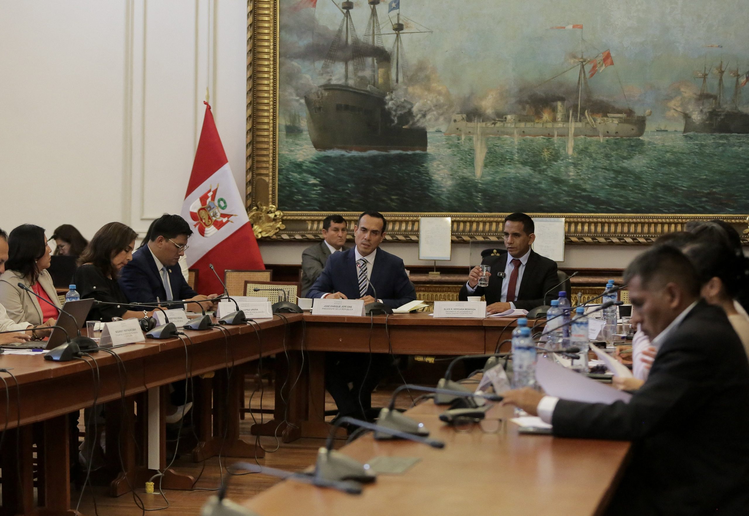 Riera señaló que existen comunicaciones que prueban que Yang no presionó ni buscó a Jerí, sino que fue el mandatario quien pidió los encuentros