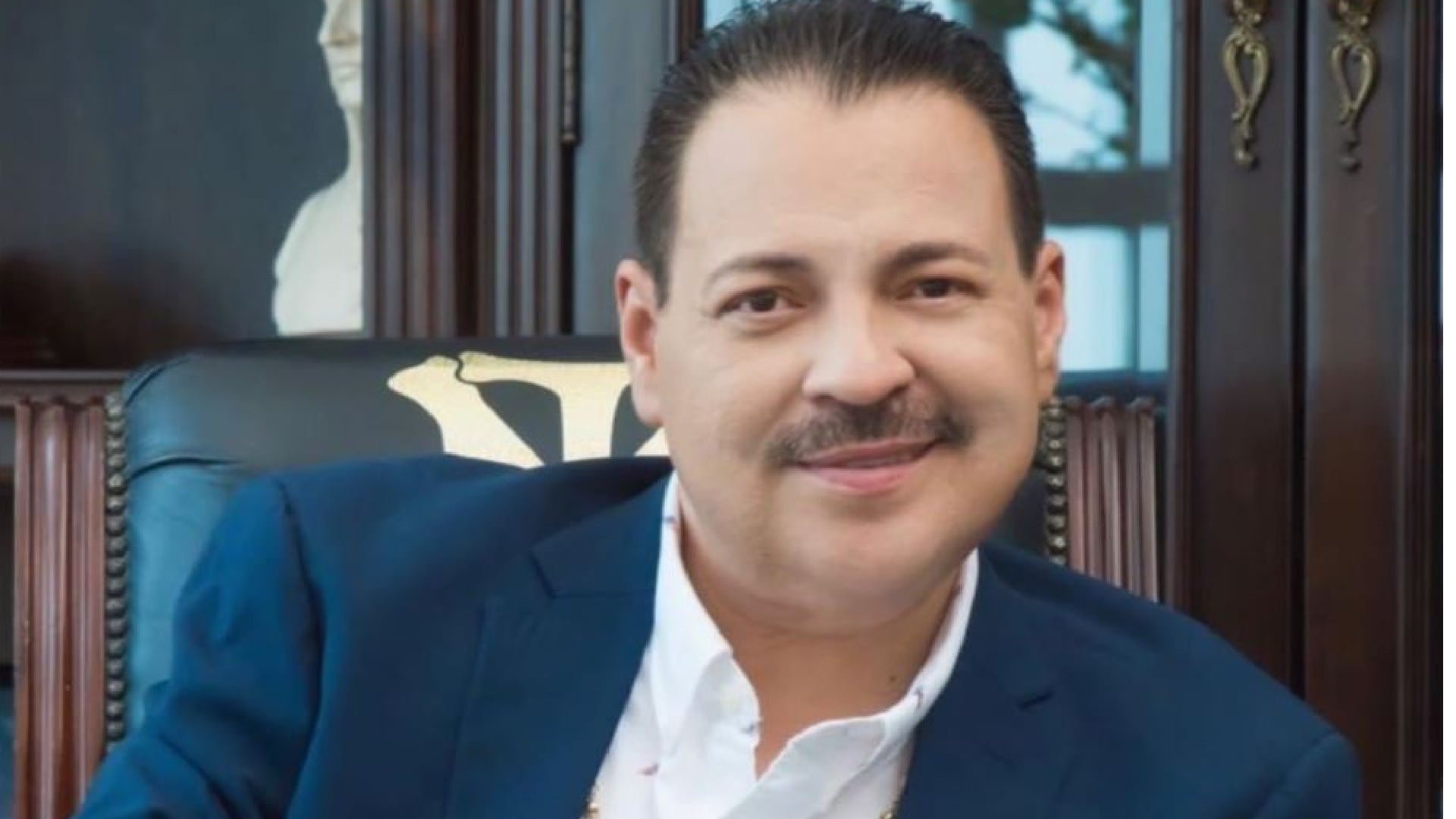 El cantante sinaloense celebrará su cumpleaños número 60 sumando emotividad a su evento de despedida del regional mexicano (Foto: Instagram/@juliopreciado_)