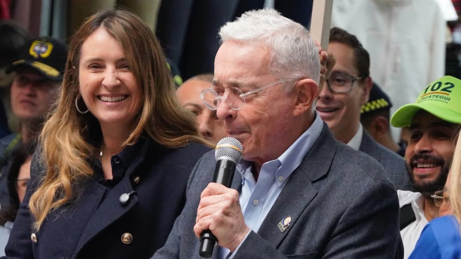 La posible vinculación formal del expresidente por hechos ocurridos en Antioquia revive tensiones históricas y plantea interrogantes sobre el equilibrio entre justicia y estabilidad en pleno proceso electoral en Colombia - crédito @PalomaValenciaL/X